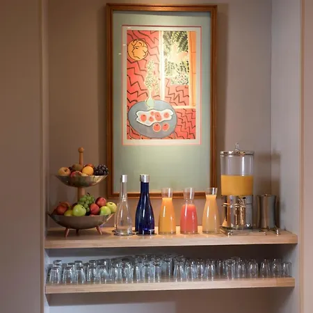 Le Littre Hotel