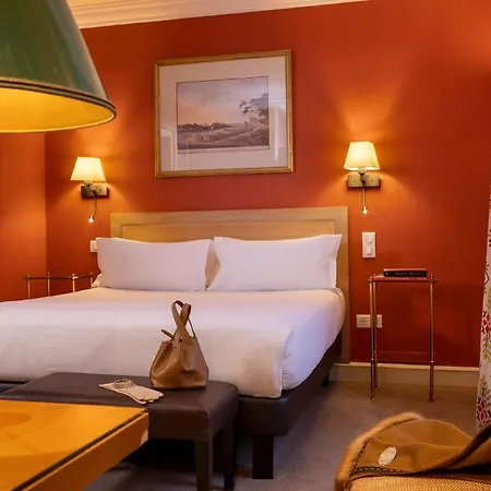 Le Littre 4* Paris