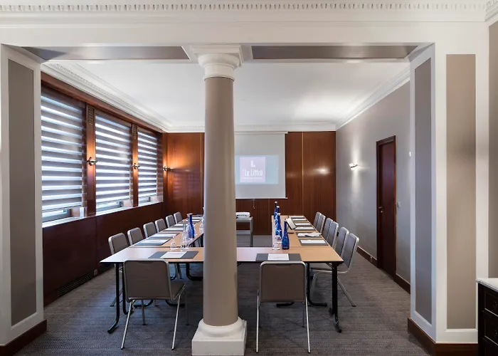 Le Littré 4* Parigi