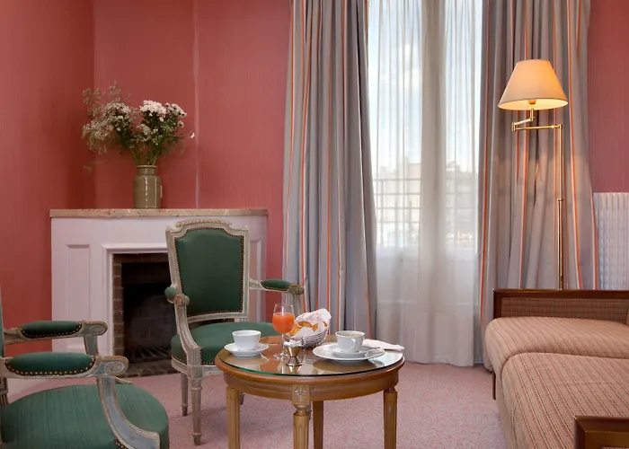 Hotel Le Littre Paris