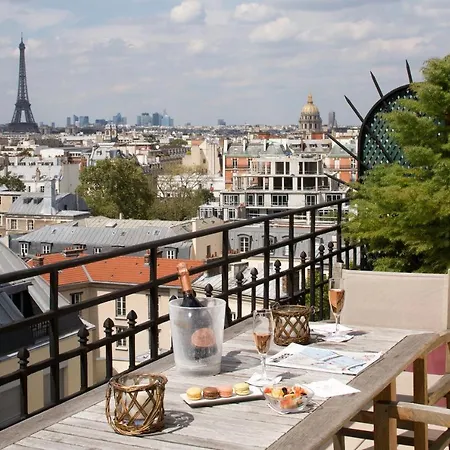 Le Littré 4* Paris