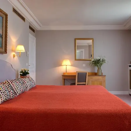 Le Littré Hotel